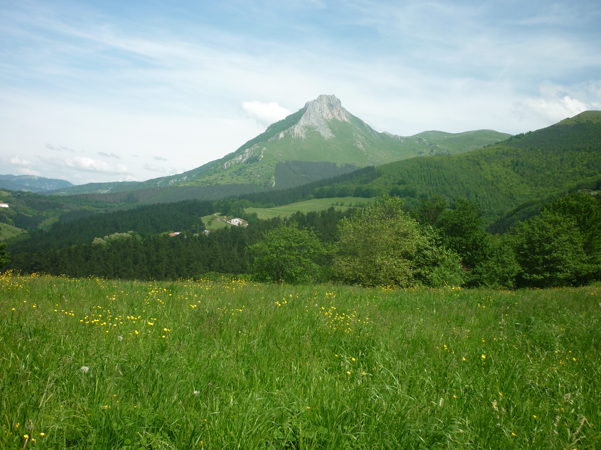 Foto Travesía- Pto. de Lizarrusti- Txindoki (1346)- Larraitz. Todo el día